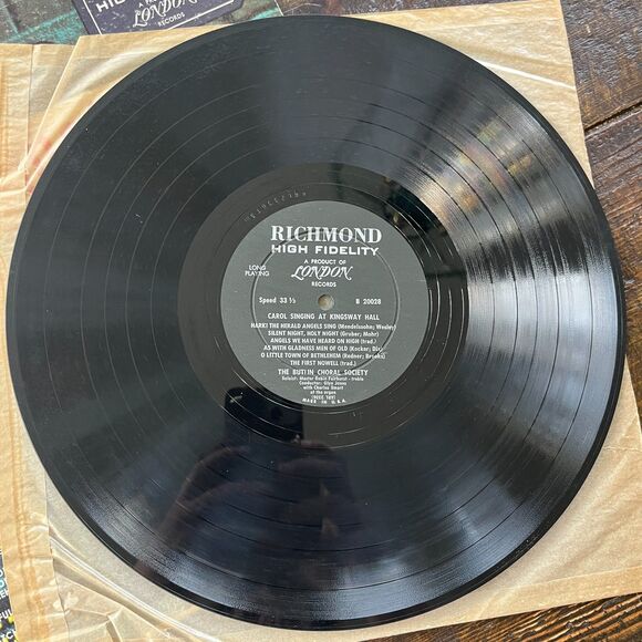 CAROL SINGING at Kingsway Hall The Butlin Choral Society Vintage Vinyl LP B20028 - Picture 3 of 7